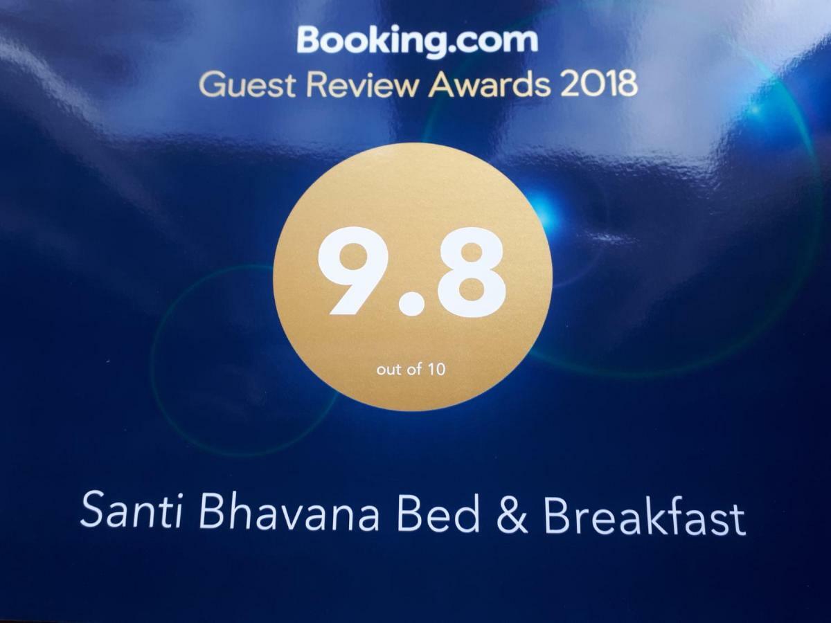 Santi Bhavana Bed & Breakfast Westbury  Exterior foto